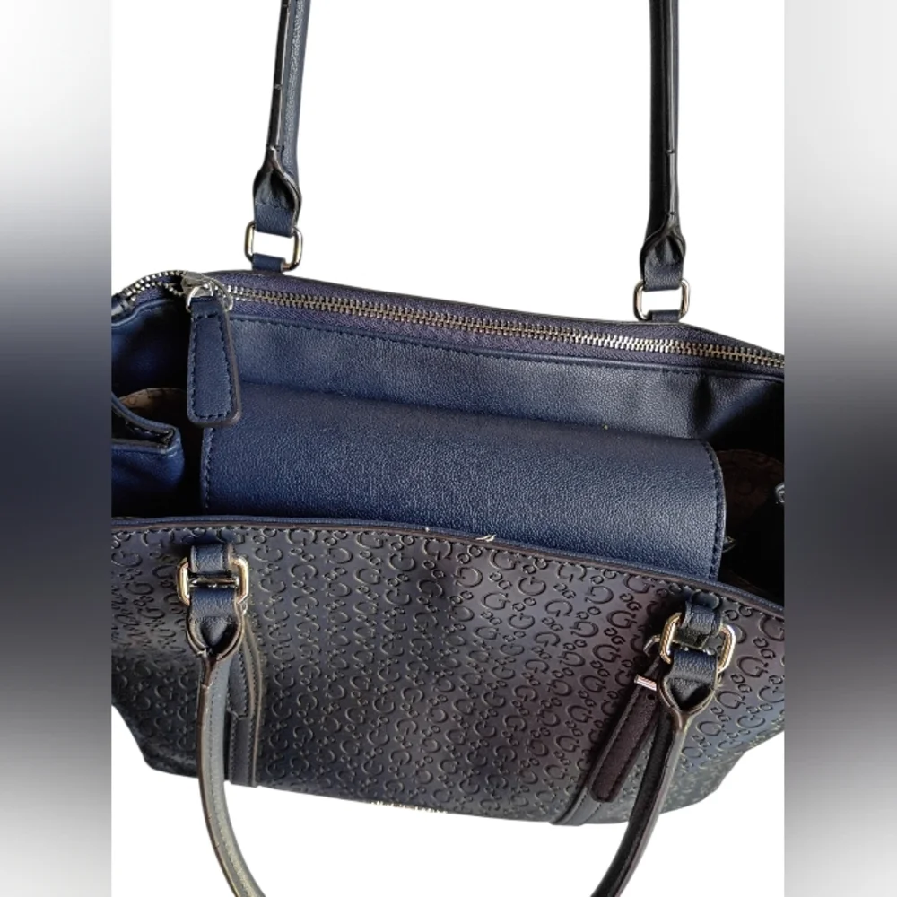 Guess Los Angeles Navy Blue Tote Bag - Picture 9 of 12